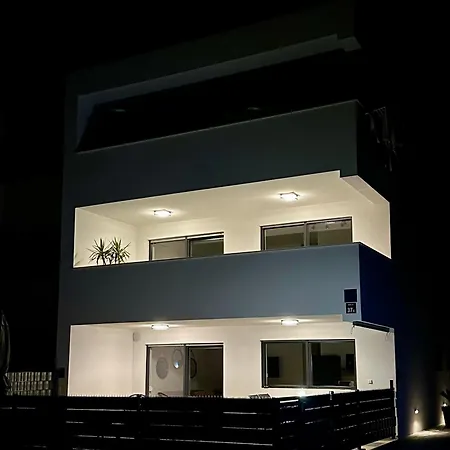 Natura Apartment-new Modern With View & Two Free Parking Spaces-10 Min Walk To Old Town * Trogir