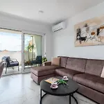 Natura Apartment-new Modern With View & Two Free Parking Spaces-10 Min Walk To Old Town * Trogir