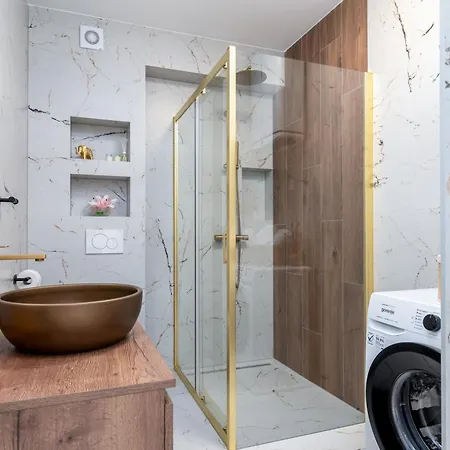 公寓 Natura Apartment-new Modern With View & Two Free Parking Spaces-10 Min Walk To Old Town *