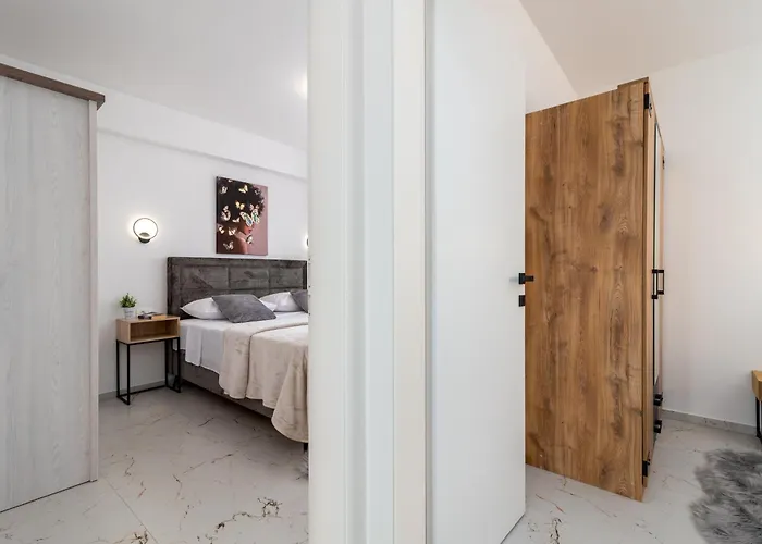 Appartement Natura Apartment-new Modern With View & Two Free Parking Spaces-10 Min Walk To Old Town