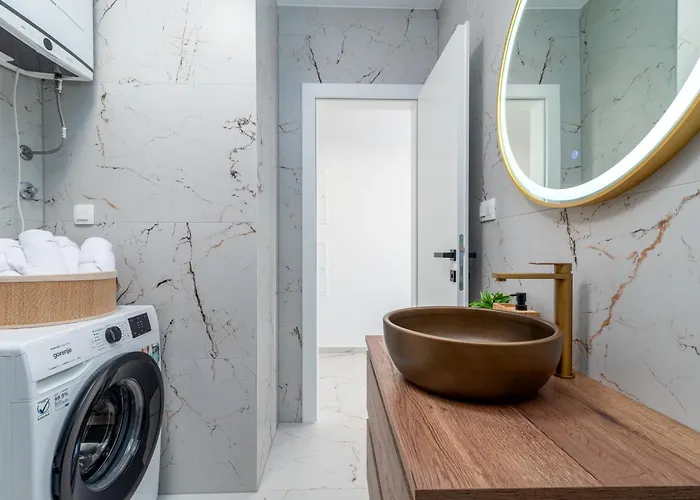 Appartement Natura Apartment-new Modern With View & Two Free Parking Spaces-10 Min Walk To Old Town